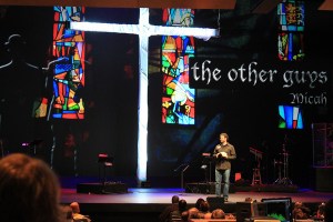 Traditions Backscreen