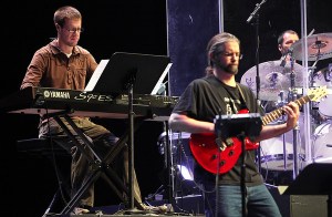 kurthostetlerworship229-M